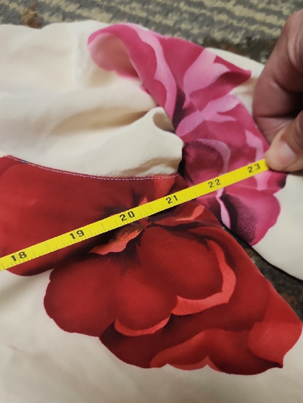 Saks Fifth Avenue Cream Button-Down Shirt with Pink & Red Floral Pattern - Picture 6 of 9